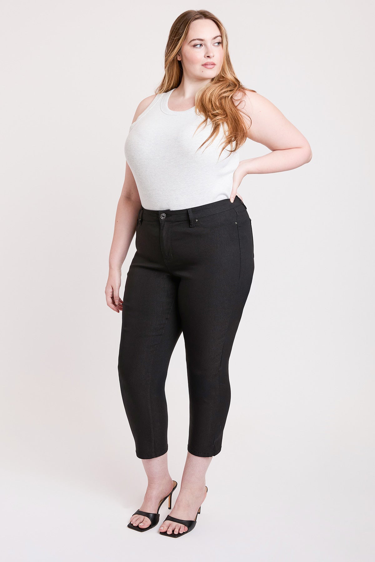 Women's Plus High Rise Hyperstretch Cropped Straight Pants