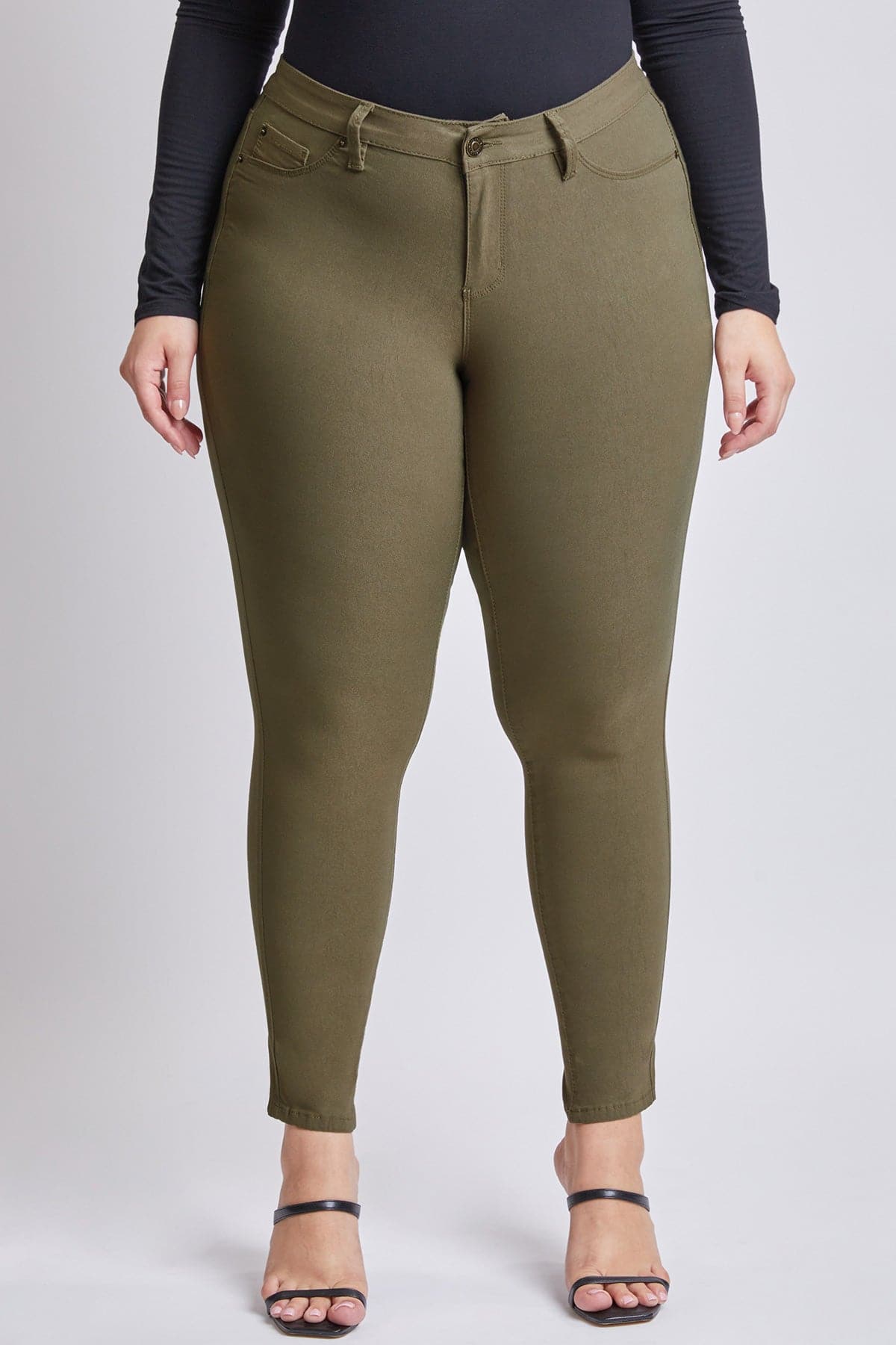Women's Plus Mid Rise Hyperstretch Skinny Pants