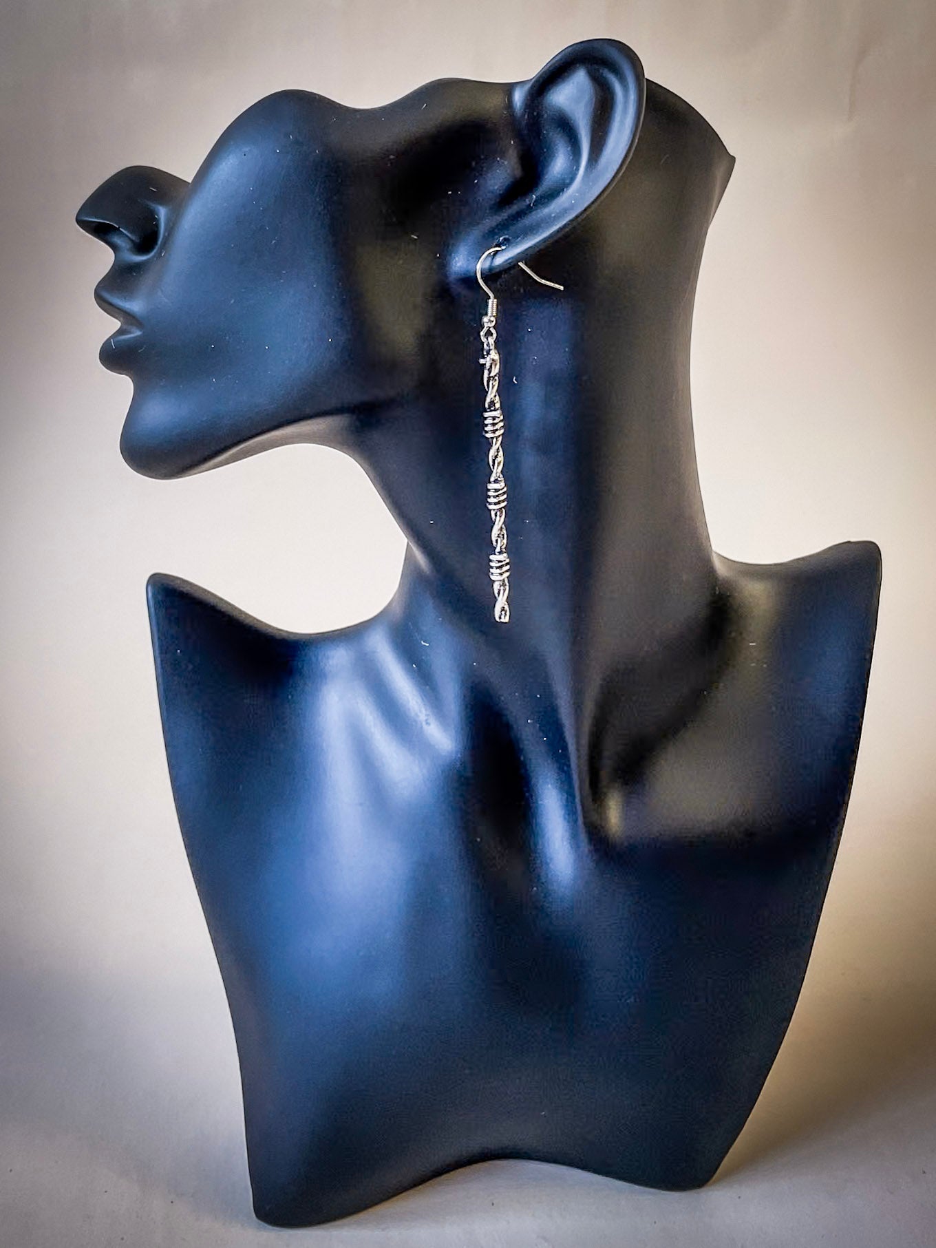 Wire Dangle Fashion Earrings - Silver