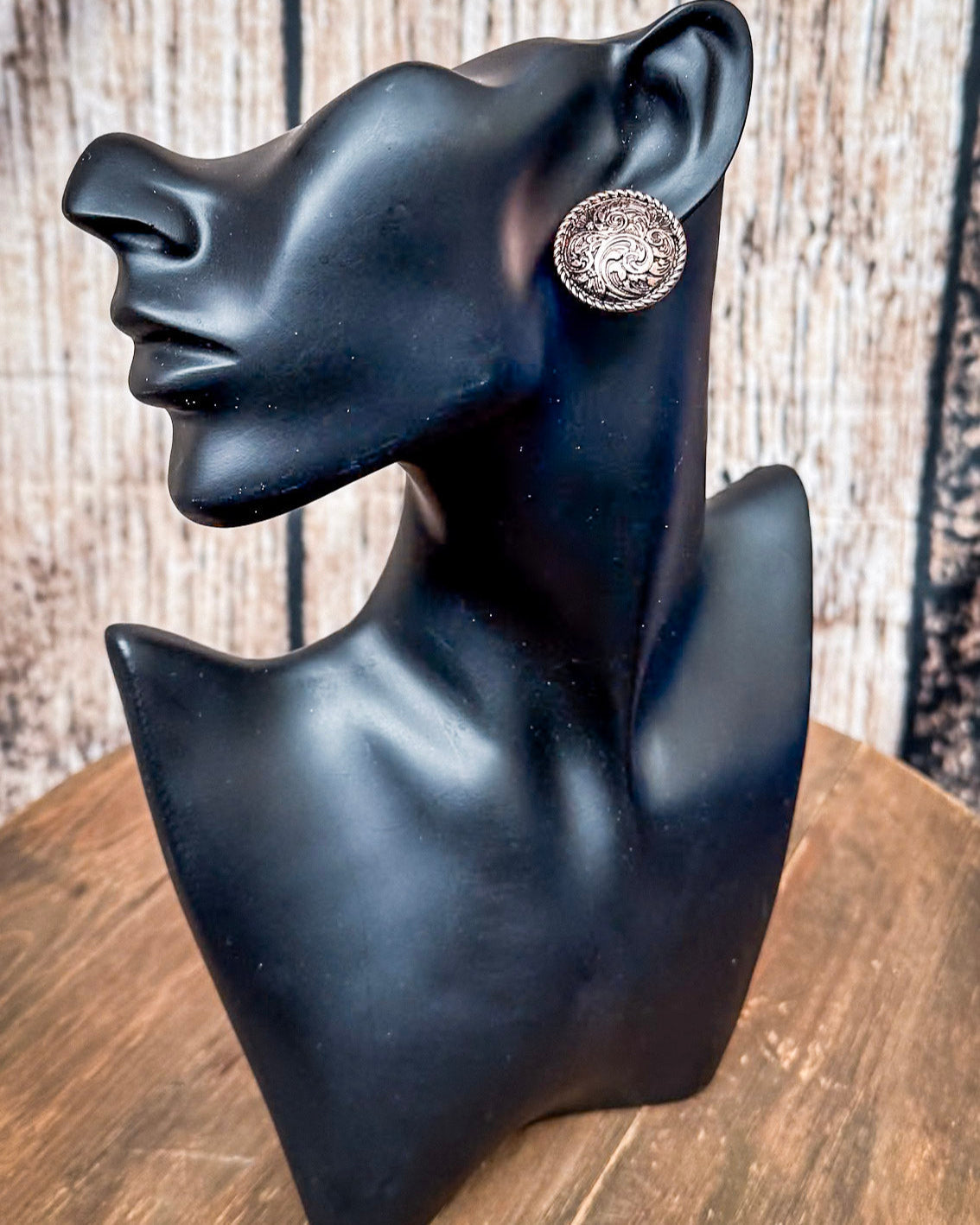 Ellie Western Rope Filigree Round Fashion Stud Earrings