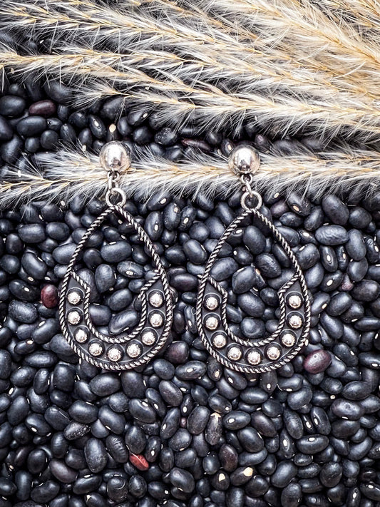 The Calico Drops – Teardrop Western Fashion Stud Earrings