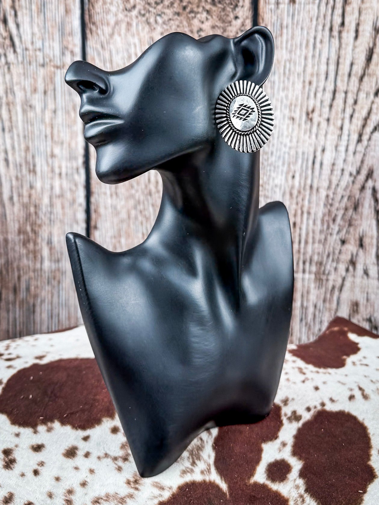 Taos Fashion Stud Earring