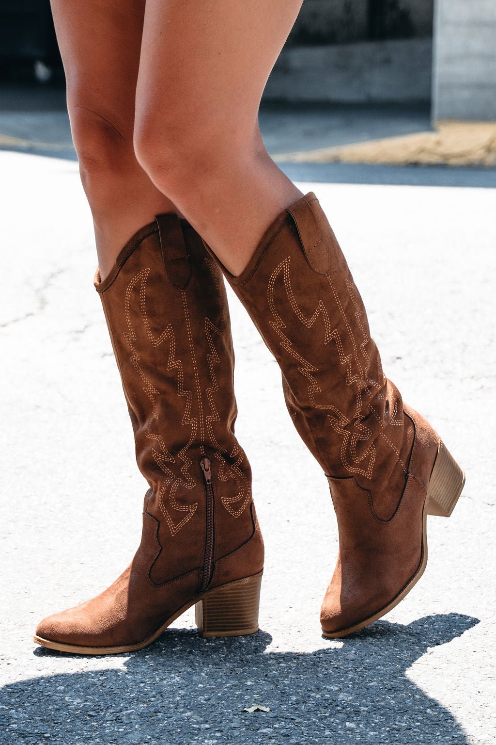 Dirty Laundry Upwind Suede Western Boots - Brown