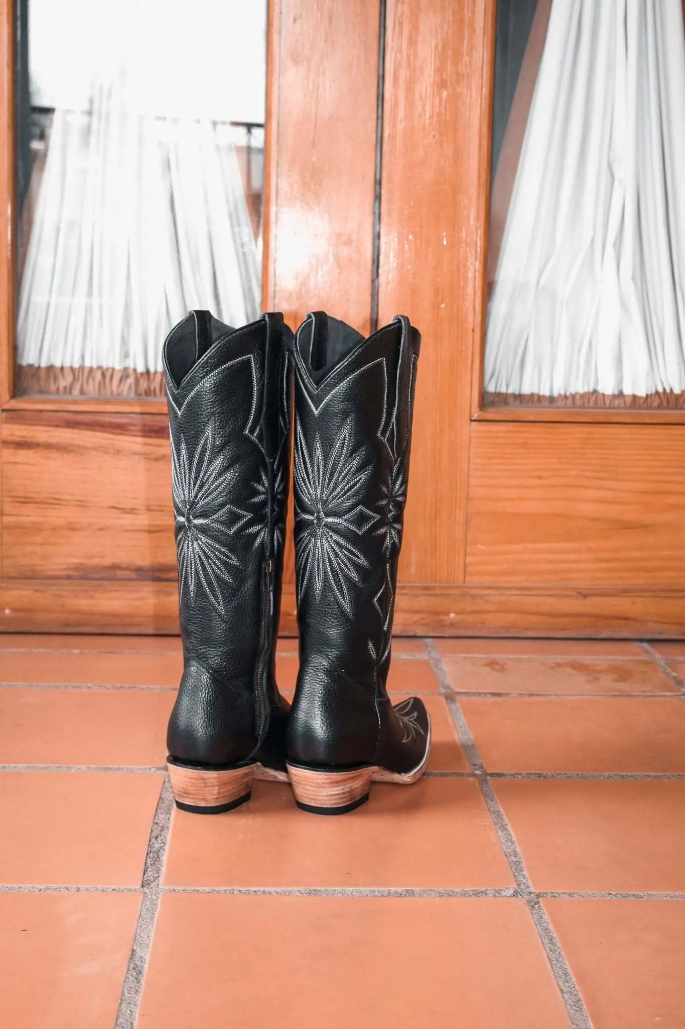 The Lorraine Knee-High Leather Boots – Black Full Grain
